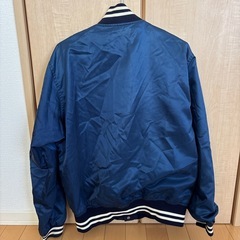【DESCENTE】ジャンパーの画像