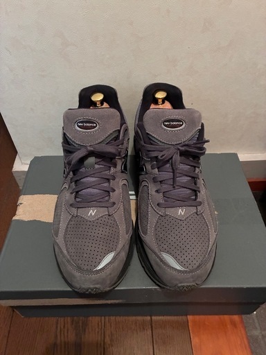 ニューバランス　　2002REH ぐれーグレー