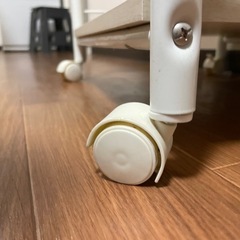 収納ラックの画像