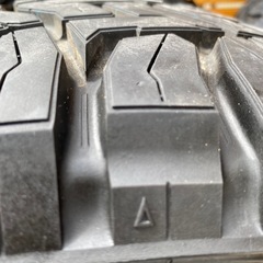 TOYOオープンカントリー225/60R17　使用期間1ヶ月300キロほぼ新品　　タイヤのみの出品です。 の画像