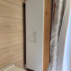 白木シングルベッドの画像