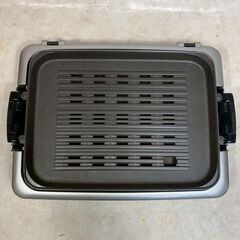 A8014【お買い得商品‼】 TIGER タイガー 2017年製 ホットプレート 平面プレート たこ焼きプレート CRV-G200の画像
