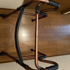 歩行器の画像