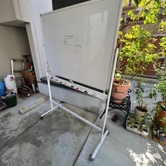 【美品】ホワイトボード125㌢×90㌢の画像