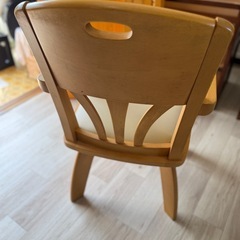 テーブル　回転椅子　セットの画像