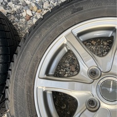 155/65R13 ホイル付きスタッドレスタイヤよんほん4本の画像