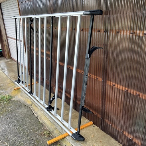 ハイエース200系 ルーフキャリア THULE