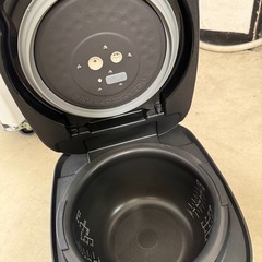 2023年　タイガー　炊飯器　5.5合　圧力iIHの画像
