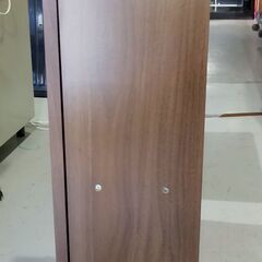 扉付き本棚 薄型 コミックラック 幅60cm 奥行き25cm 高さ91cm 4段 ぼん家具 ブックシェルフ の画像