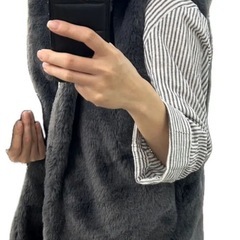 フェイクファーベスト　ジレ　ボリュームパーカーの画像