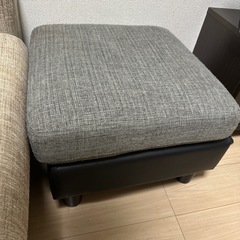 LOWYA 2.5人掛けソファー　クッション付きの画像