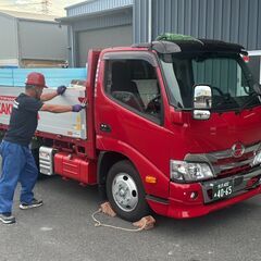 【三芳町/7tユニック車ドライバー】未経験歓迎！年間休日120日◎免許取得支援ありの画像
