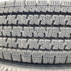 TOYO TIRES 195/80R15 24年製　冬タイヤの画像