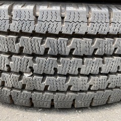TOYO TIRES 195/80R15 24年製　冬タイヤの画像