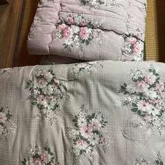 無料　布団毛布たくさんあります。の画像