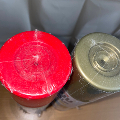 未使用　スプレー塗料　赤　金の画像