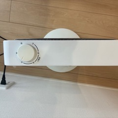 【受取者確定】YAMAZEN☆電気ヒーター カーボンヒーター DC-S098 ホワイト　暖房機器 の画像