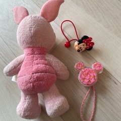 ピグレット  ぬいぐるみ　ミニーちゃん　ヘアゴム　ディズニーランドの画像