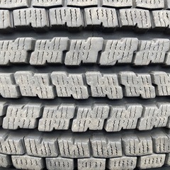 YOKOHAMA 195/80R15 24年製　冬タイヤの画像