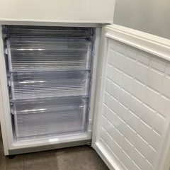 【安心！1年間の保証付き！】SHARP 2ドア冷蔵庫入荷しました！の画像