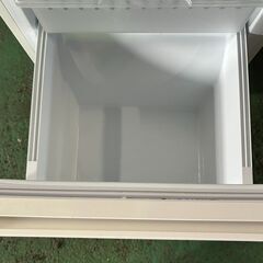 Panasonic　ノンフロン冷凍冷蔵庫　NR-B16C1-W　2024年製　高年式　通電確認済み　冷凍室60L　冷蔵室96L【中古】の画像