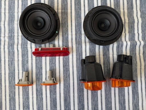 ジムニー　JB64 純正ウインカ、スピーカーせっセット