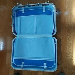 キャリーケースの画像
