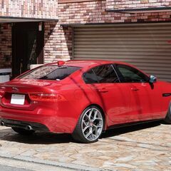 予備検査XE S 340PS V6スーパーチャージャー/純正OP20インチ/アダプティブクルーズ/BSM/10.2インチナビ/地デジ/バックカメラ/Meridian825Wの画像