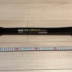 【0円】自転車 空気入れ 
軽量の画像