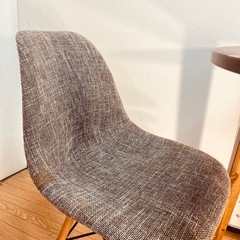 IKEAテーブル イス２脚つきの画像