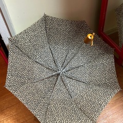 ⭐︎美品⭐︎ヒョウ柄折りたたみ傘の画像