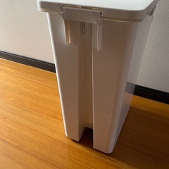 45L ゴミ箱の画像