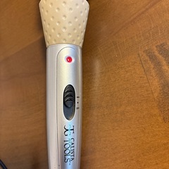 美品ヘアーブラシアイロンの画像