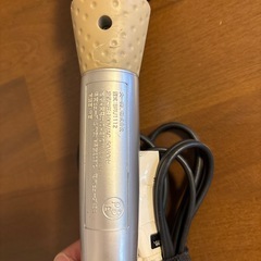 美品ヘアーブラシアイロンの画像