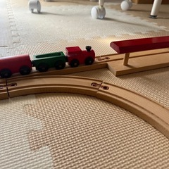 木製おもちゃ列車・レールセットの画像