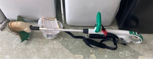 【工具】マキタ 充電式草刈機14.4V バッテリ充電器付 MUR140DS 中古　リサイクルショップ宮崎屋　住吉店25.11.29