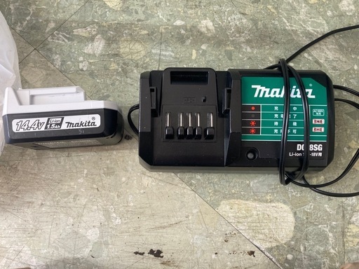 【工具】マキタ 充電式草刈機14.4V バッテリ充電器付 MUR140DS 中古　リサイクルショップ宮崎屋　住吉店25.11.29