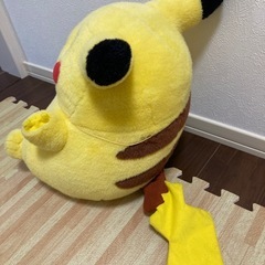 ピカチュウ　大　ぬいぐるみの画像