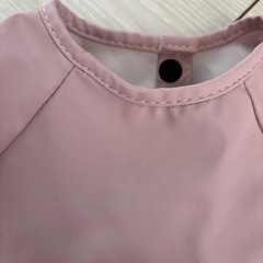 くすみピンクお食事エプロンの画像