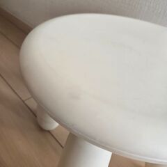 IKEA子供用スツールの画像