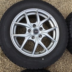 205/60R16 アルミホイール付スタッドレスタイヤ4本セットの画像