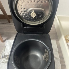 炊飯器
の画像