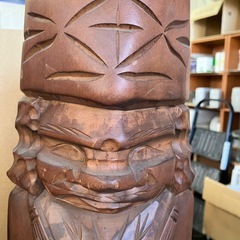 アイヌ（北海道）の木製の置物の画像