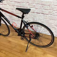 【大人用】整備済中古クロスバイク  ジャイアント 700cクロスター(M:500) 黒赤色 <自転車のオオムラ 静岡店>の画像