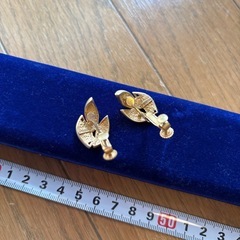 委託品　4Ｐ　JAPAN イヤリング　美品の画像