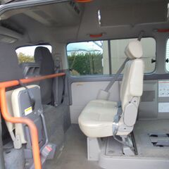 キャラバン3000　車椅子移動車2人の画像