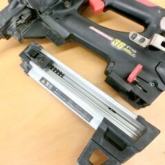 ■マックス MAX ピン打ち機 ガスネイラ GS-738C2 バッテリ2個 充電器付 ガス無動作未確認 札幌 西区 西野店の画像
