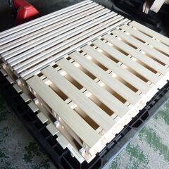 　第1003回　　スノコ　すのこ　取り放題　未使用　ベッド　ＤＩＹ素材　木材　エラー品　リフォームの画像
