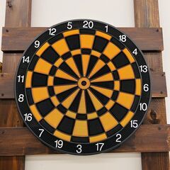 【REGASTOCK 川崎店】D.craft ソフトダーツ専用 ダーツボー 読売ジャイアンツモデル 突っ張り棒外枠付き Professional Board SATURN GIANTS サターンの画像