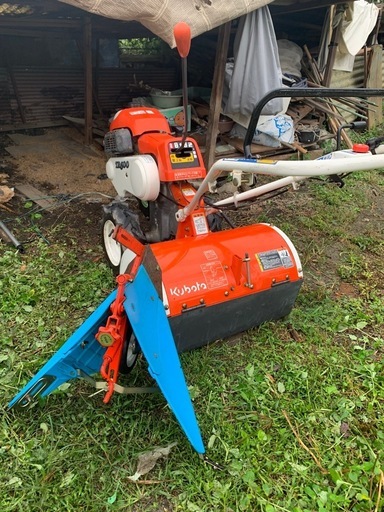 クボタ耕運機　TR600 はるな　培土器付き　逆転 6.2馬力 